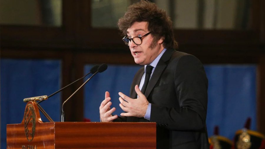 CAIDA DE IMAGEN. Un relevamiento nacional revela descontento creciente, con un electorado dividido y alta percepción de incertidumbre política y económica.