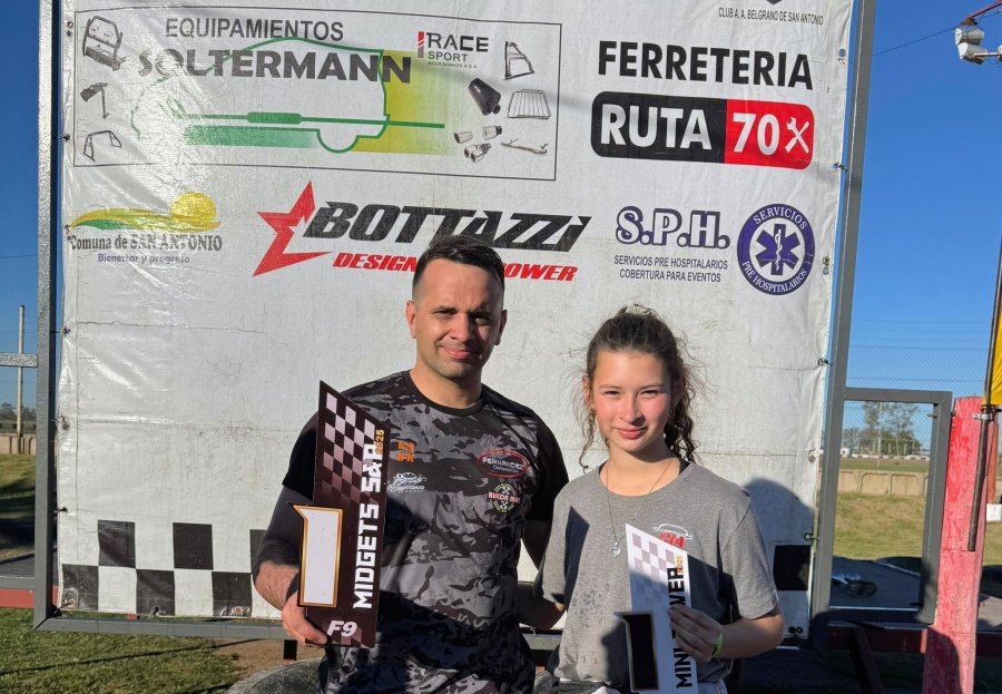 Los ganadores Cristian Fernández y Trinidad Windholz.