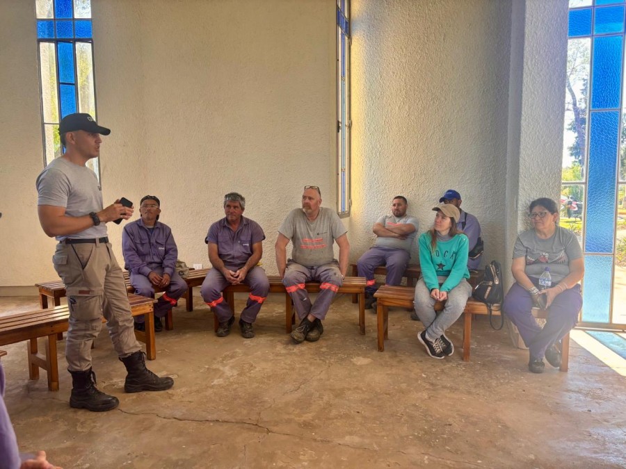 Capacitación en el Cementerio Municipal.