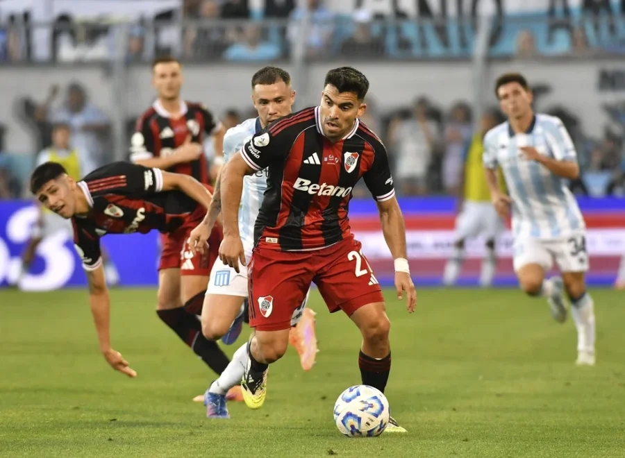 RIVER LE GANÓ A RACING Y SIGUE EN LA COPA ARGENTINA