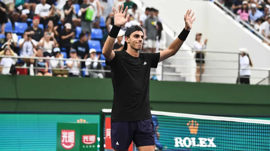 Cerúndolo, a tercera ronda en Shanghái.