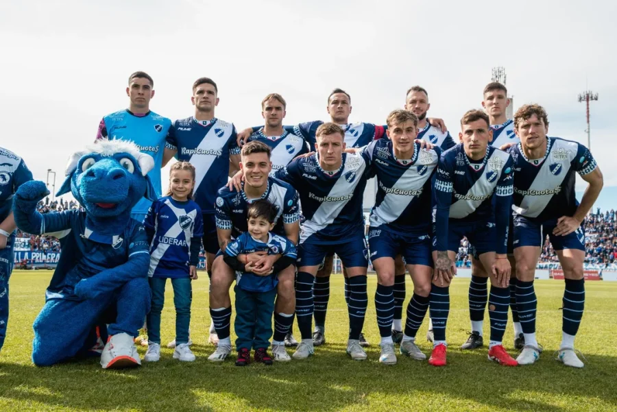 Alvarado buscará un triunfo y una derrota de Almagro para mantener la categoría.