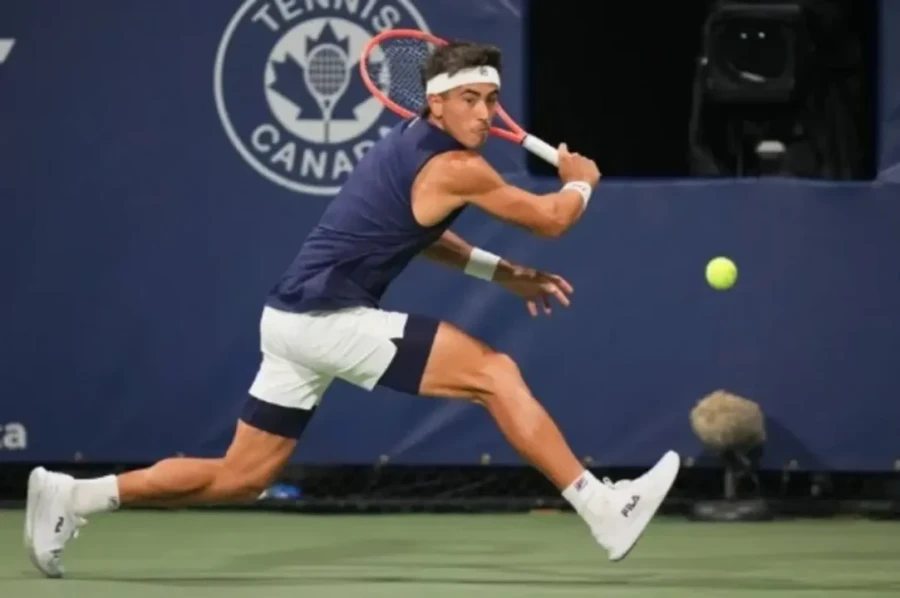 DESPEDIDA. Comesaña no pudo avanzar.