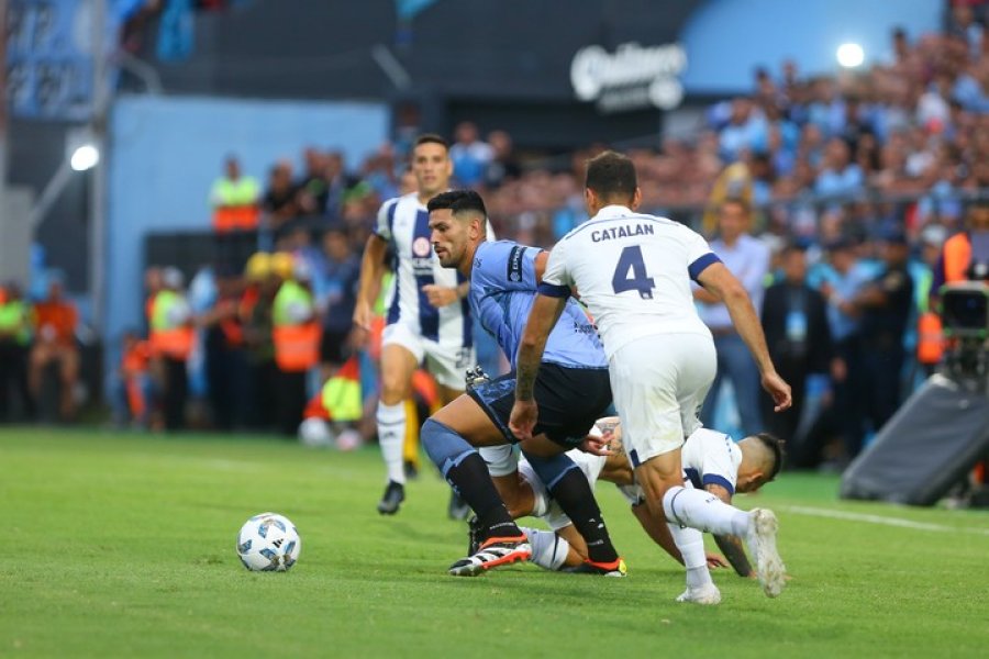 SE PARALIZA CORDOBA. Talleres es el más necesitado porque pelea la permanencia.