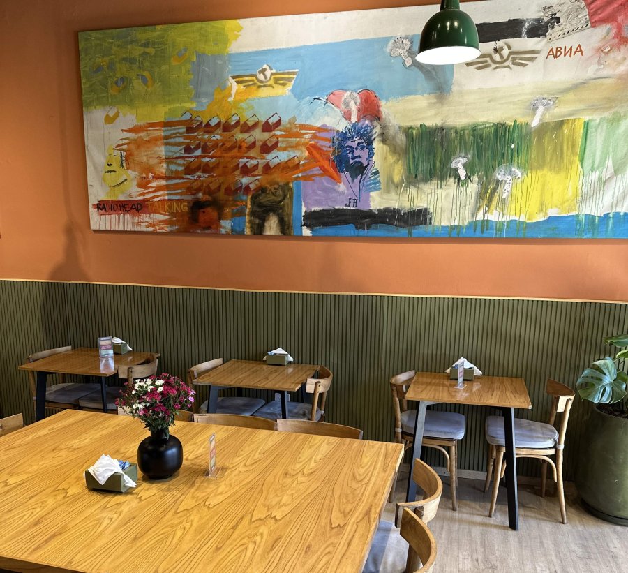 Ambientes c&aacute;lidos dan forma a una propuesta cercana y familiar para sentirse "como en casa".