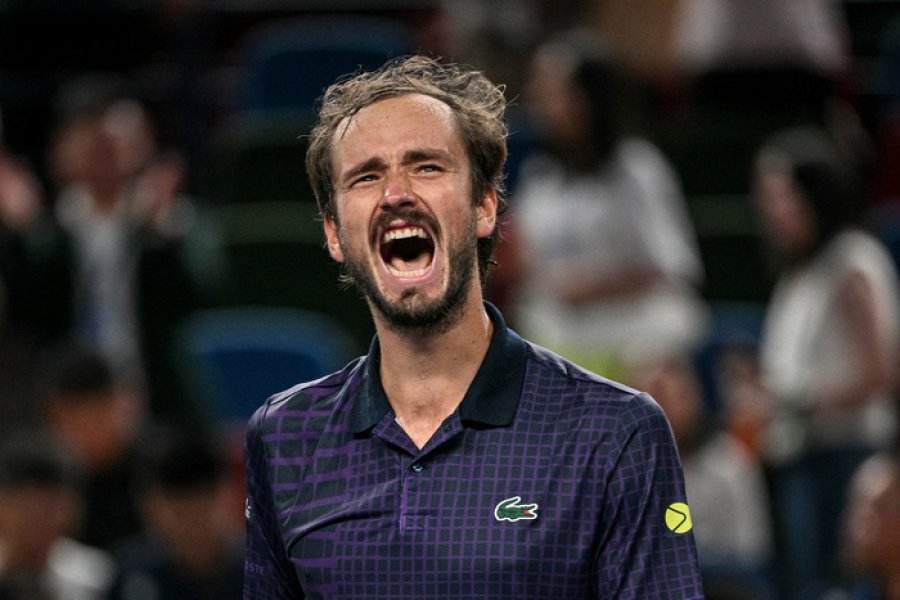 Daniil Medvedev ganó un partido muy parejo.