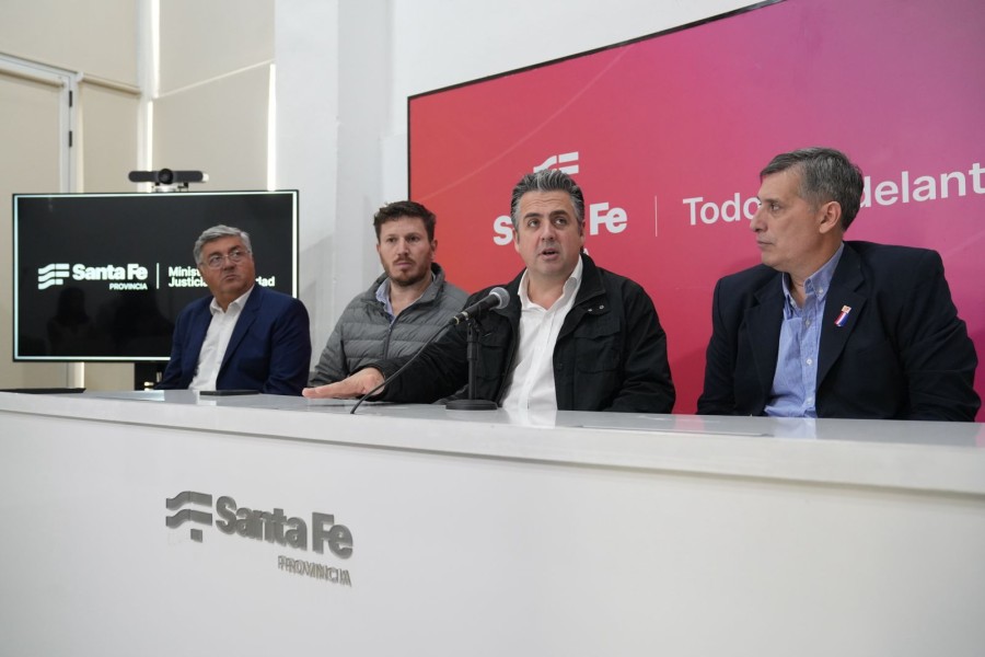 Lo anunciaron este jueves durante una conferencia de prensa en la Sede de Gobierno en Rosario.