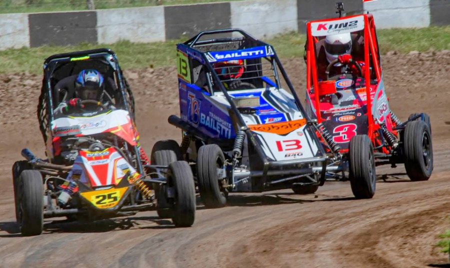 Los rafaelinos Héctor Valentini, Pablo Bailetti y Luis Kunz.