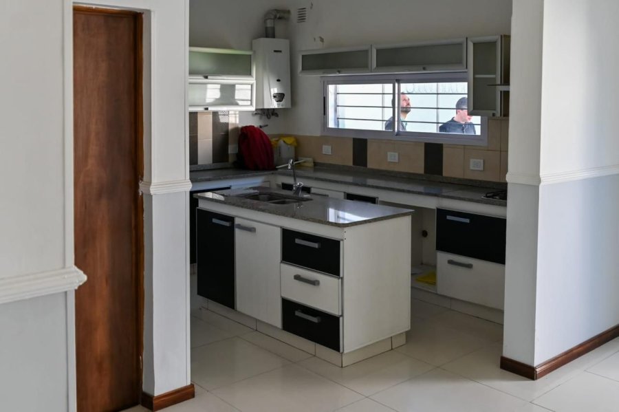 La vivienda recuperada y equipada con una inversi&oacute;n de todos los santafesinos. (FOTO SCS)