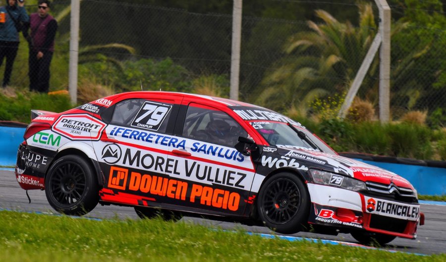 Facundo Chapur ganó en la Clase 3 con el Citroën C-Elysse.