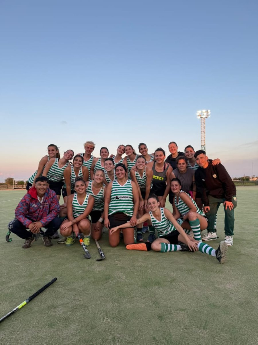 SE ILUSIONA. El equipo rafaelino quedó bien parado con la chance de lograr el ascenso.