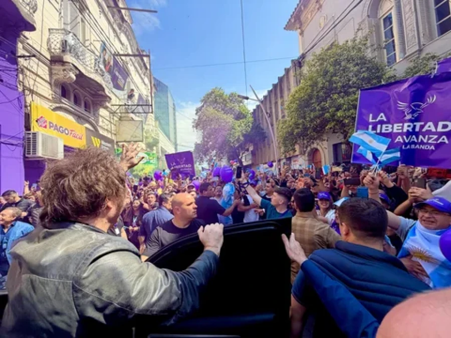 Milei les habló a sus militantes en Santiago del Estero.