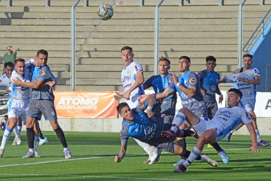 ATLÉTICO DE RAFAELA NO PUDO CON CIUDAD DE BOLÍVAR Y PERDIÓ EN LOS PENALES