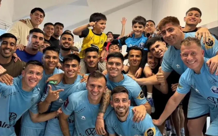 CIUDAD DE BOLIVAR ASCENDIÓ A LA PRIMERA NACIONAL