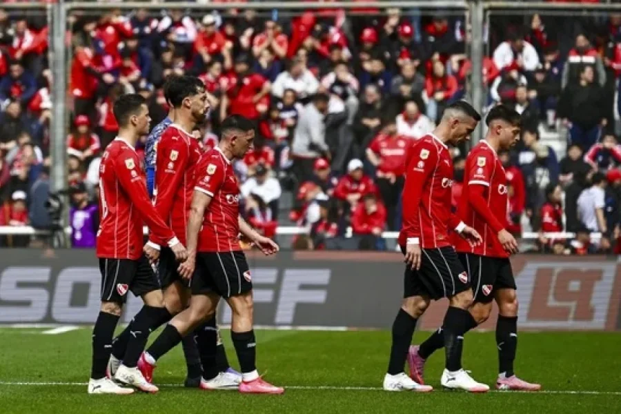 EL ROJO SE MIDE CON EL CALAMAR