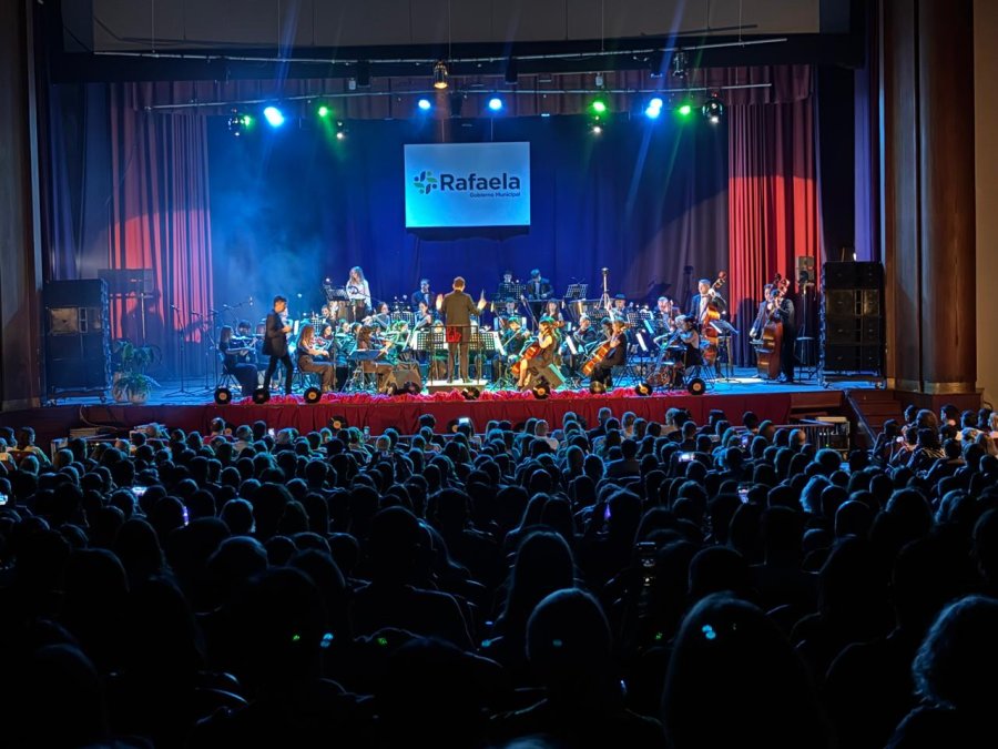 Viotti acompañó la actividad y destacó el orgullo de la ciudad, su crecimiento y las obras que la transforman.