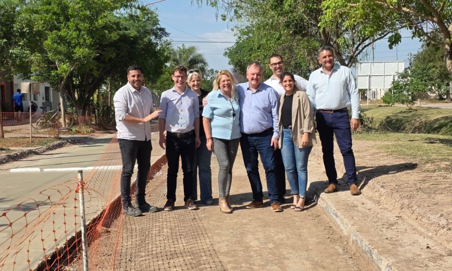 La recorrida por la obra del Plsan conectar escuelas.