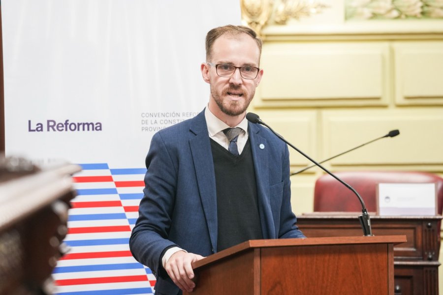 Mayer impulsó la denuncia que disparó la polémica y la suspensión de la actividad en Estación Esperanza.