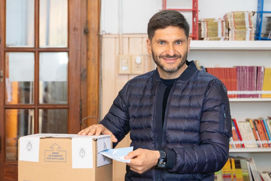 Pullaro ya emitió su voto.