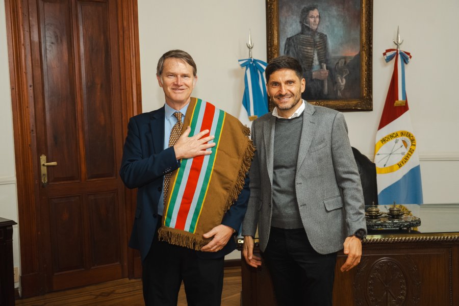 El encuentro concluyó con una oración de Andrés Palau.