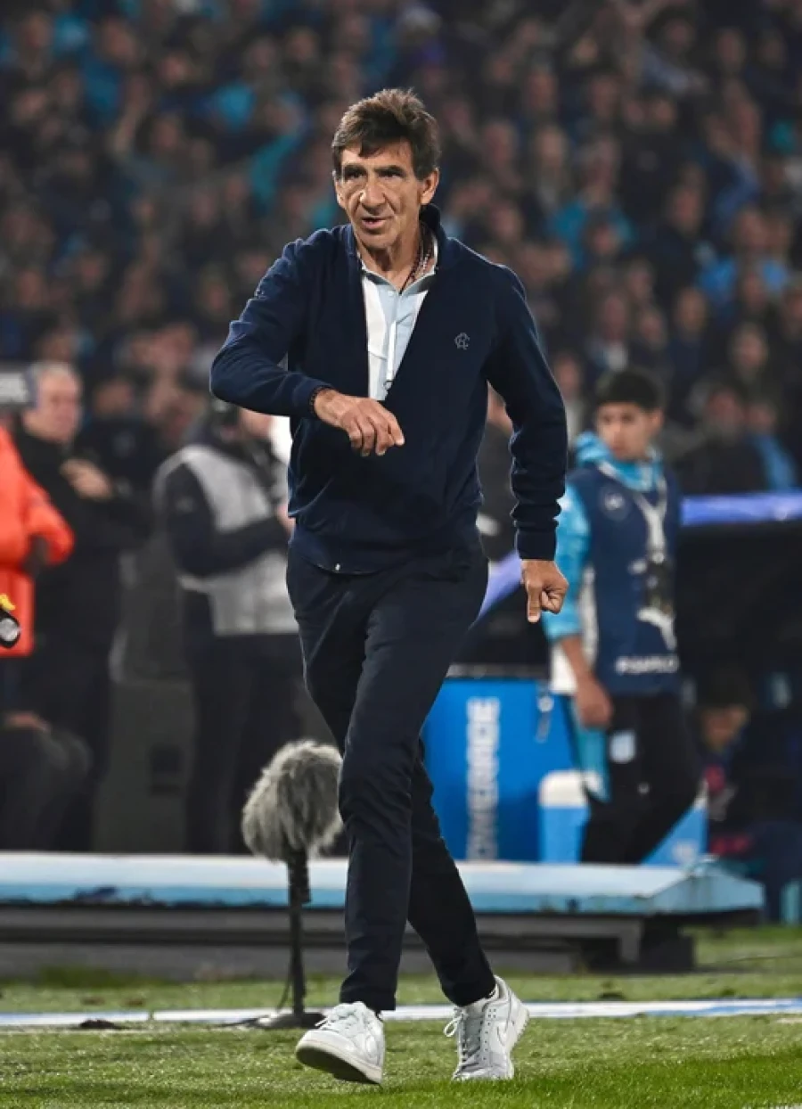 DOLIDO. El DT de la Academia.