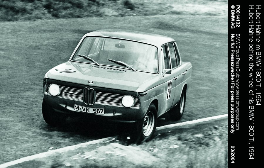 Tener un sedán de 4 puertas con espacio para equipaje dejó de implicar manejo aburrido.