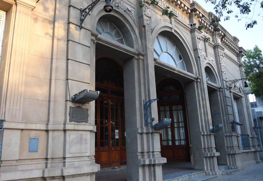 Un barrio que cuenta con mucha actividad tanto comercial, institucional como educativa y cultural.