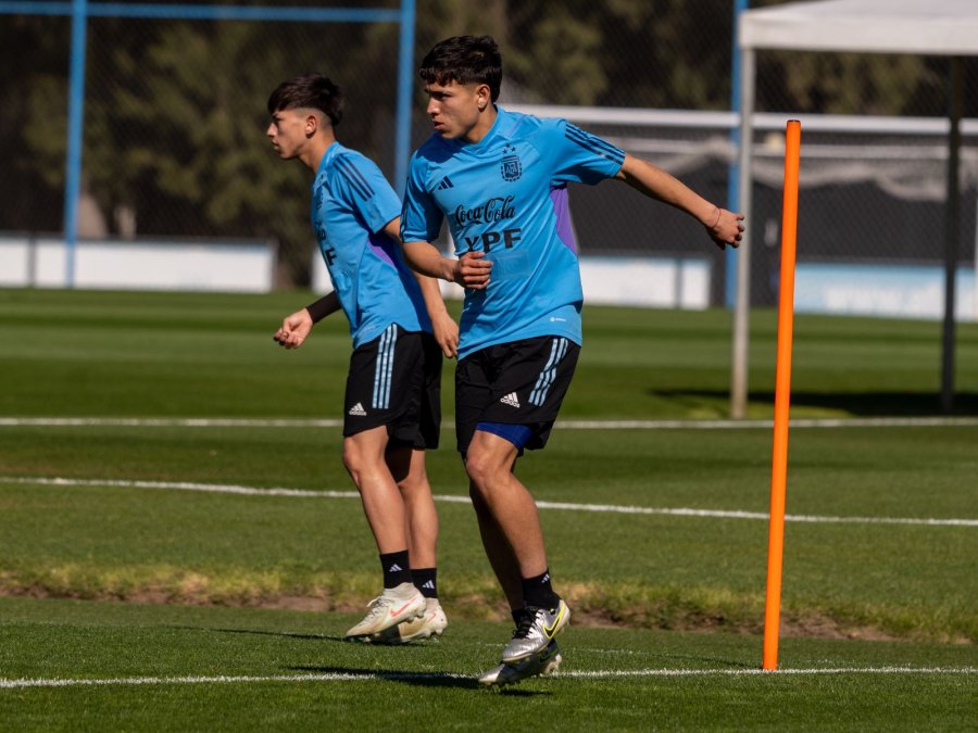 GASTON BOUHIER. El jugador de Argentinos Juniors surgido en 9 de Julio, que disputará el Mundial.
