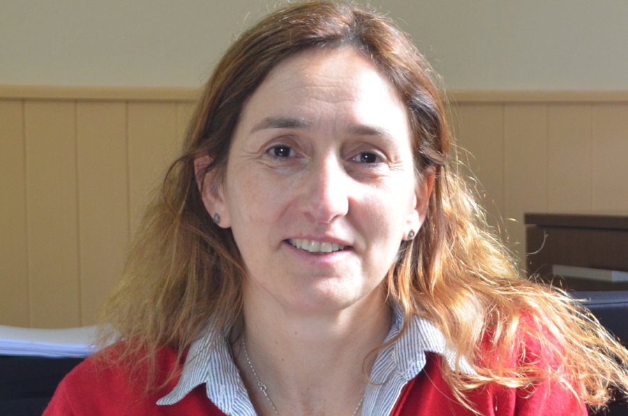 Evangelina Vigna, intendente de Colonia Vignaud.