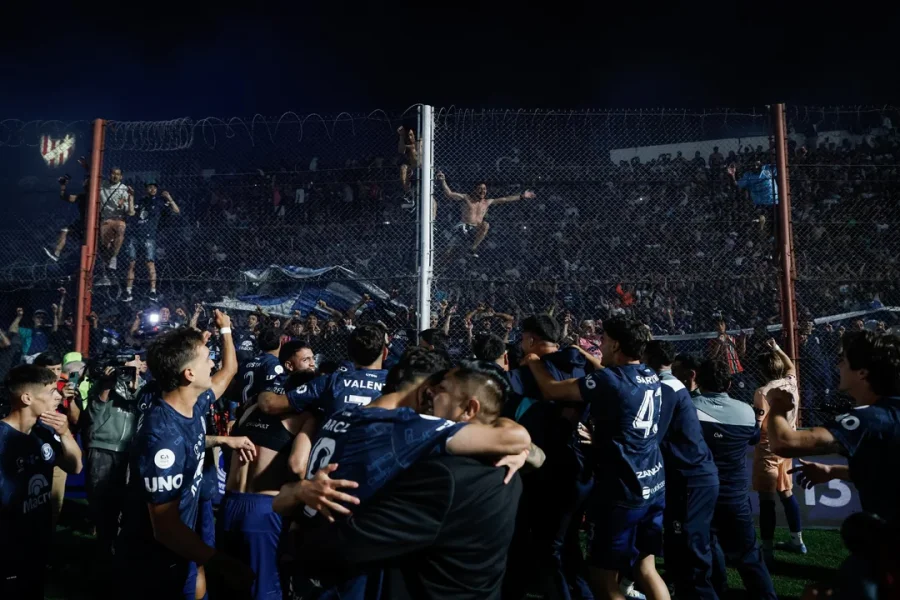 Independiente Rivadavia es campeón de la Copa Argentina.