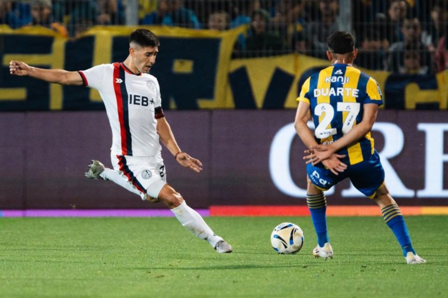 A MANO. No se sacaron ventajas en Rosario.