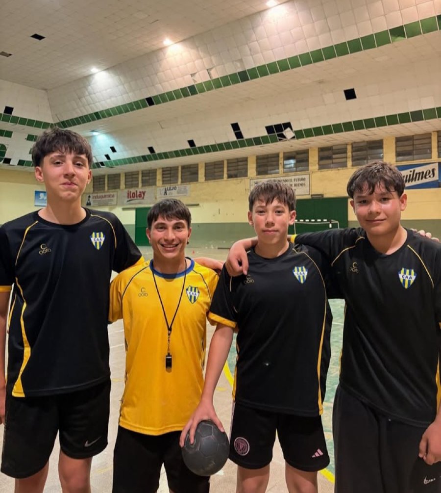 RUMBO AL ARGENTINO. Máximo Celiz, Juan Córdoba (E), Ignacio Avila y Lorenzo Merlino.