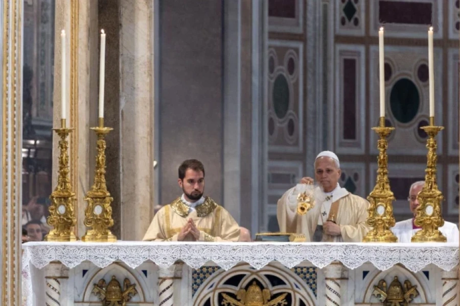 El Papa en la Misa por la Solemnidad de la Dedicación de la Basílica de San Juan de Letrán de Roma.