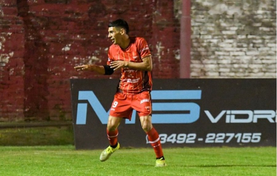 SOLO ARRIBA. Ferro ganó con gol de Maldonado.