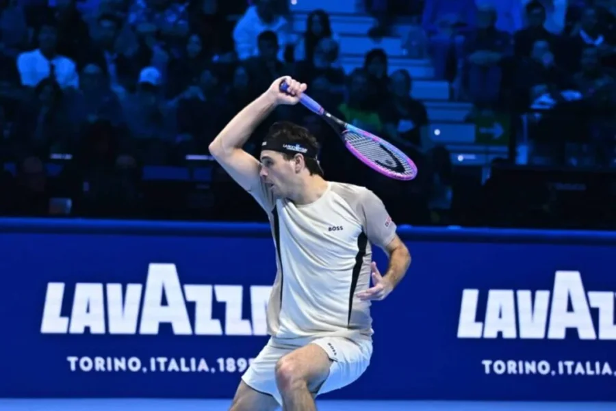 Taylor Frtiz venció a Lorenzo Musetti en el ATP Finals.