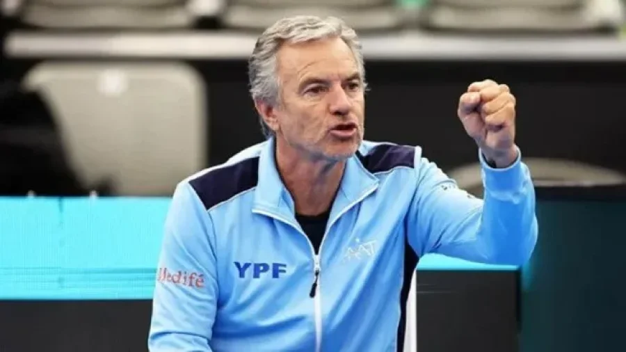 CAPITÁN ARGENTINO. / JAVIER FRANA ES EL ENTRENADOR DEL EQUIPO ARGENTINO DE COPA DAVIS