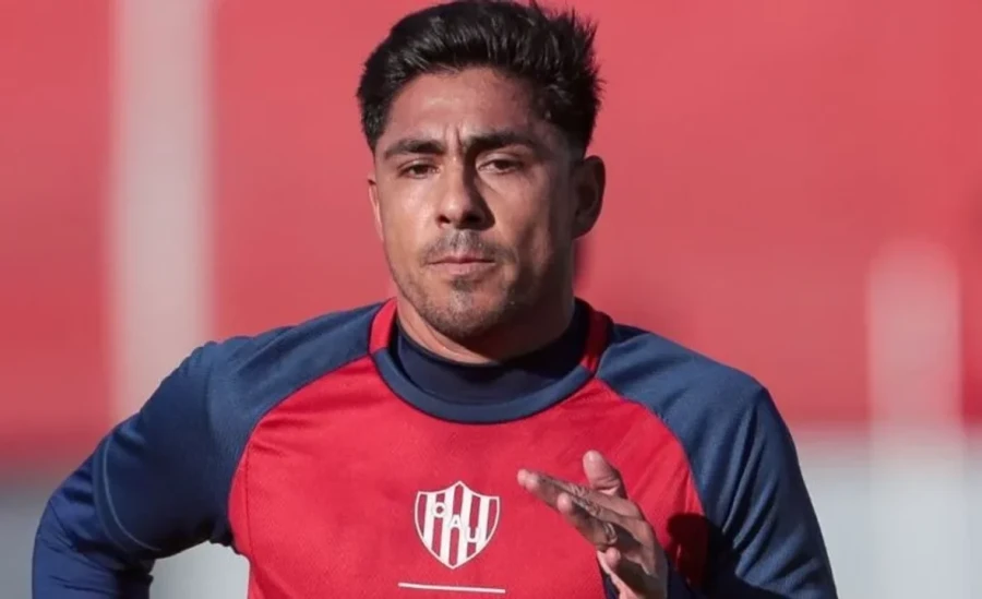 DELANTERO. El futbolista se encontraba en su domicilio.