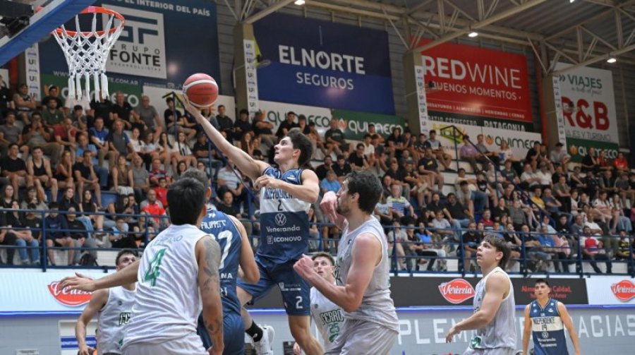 FUERTE EN CORDOBA. El equipo de Oliva ganó ante Ferro.