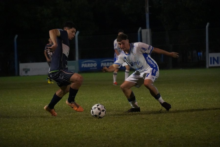 DE VISITANTE. El cervecero se hizo fuerte en el autódromo.
