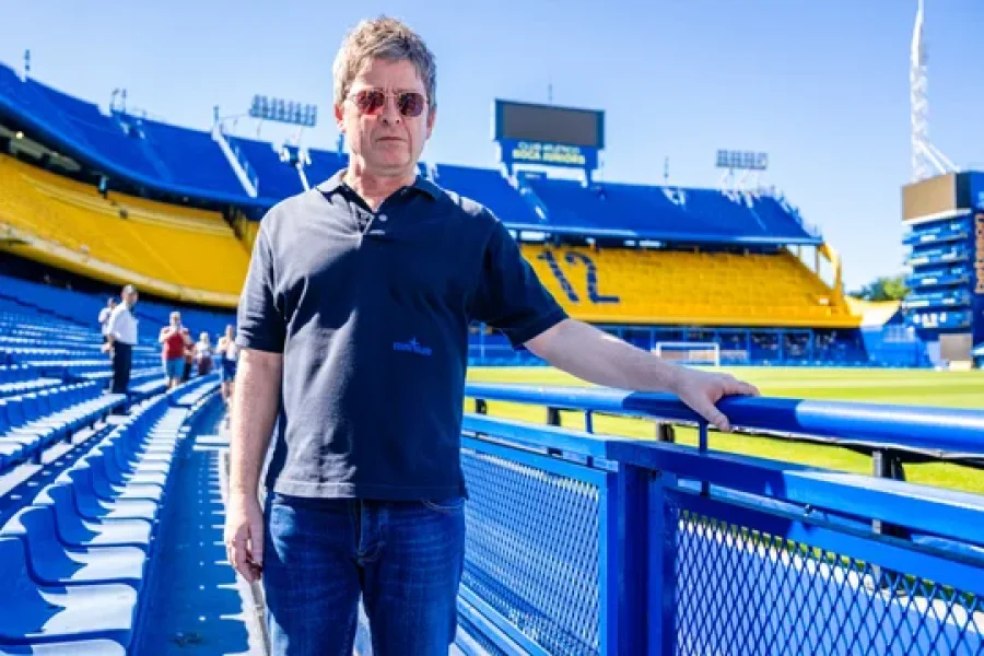 Noel Gallagher volvió a visitar La Bombonera.