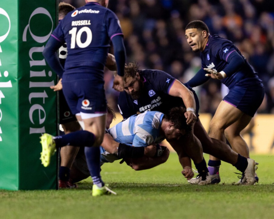 LOS OUMAS GANARON UN PARTIDAZO