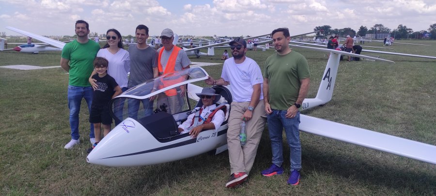 EL INTENDENTE DE RAFAELA, VIOTTI, JUNTO AL PRESIDENTE DEL CLUB, BREGY