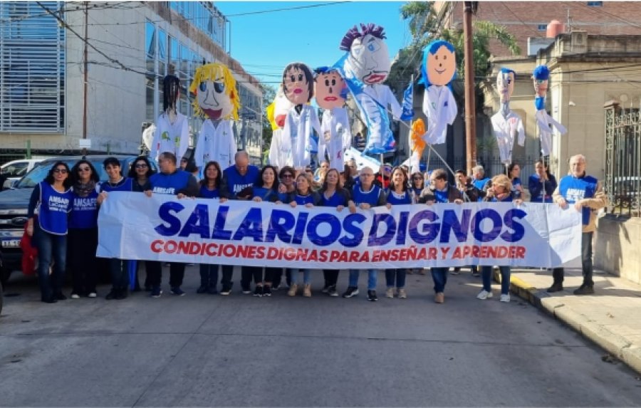 RECHAZO. El secretario general de Amsafé, Rodrigo Alonso, cuestionó la decisión y criticó que el incremento sea no remunerativo y que no se haya discutido en paritaria.