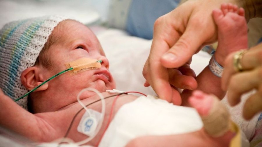 DIA DEL BEBE PREMATURO. Cada gramo es una victoria en la lucha silenciosa por vivir.