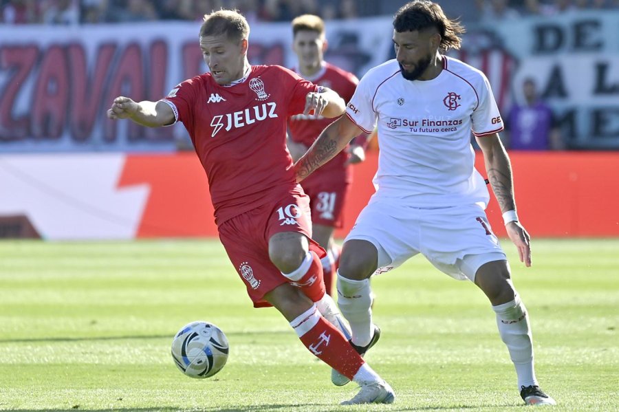 El VAR le pinchó el Globo: Con polémica, Barracas dejó a Huracán con las manos vacías