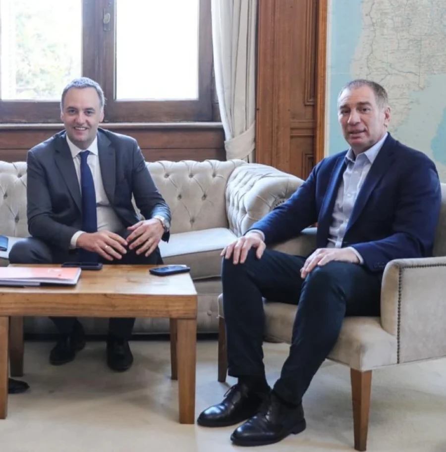 Manuel Adorni encabezaba el encuentro.