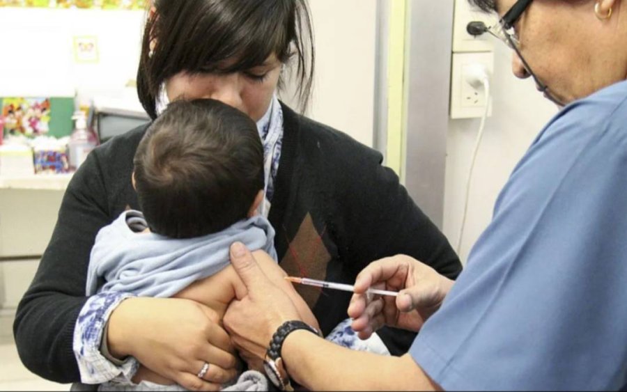 ALARMANTE. Crecen los contagios de coqueluche y cae la vacunación en niños en todo el territorio provincial.