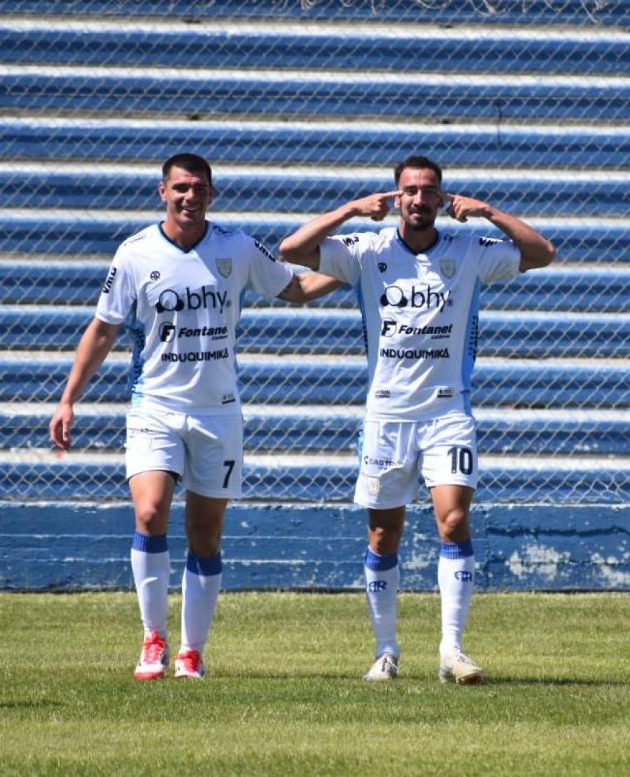 ILUSIÓN INTACTA. Atlético visitará a Douglas y 9 de Julio recibirá a San Martín de Formosa. Los sueños de ascenso laten más que nunca.