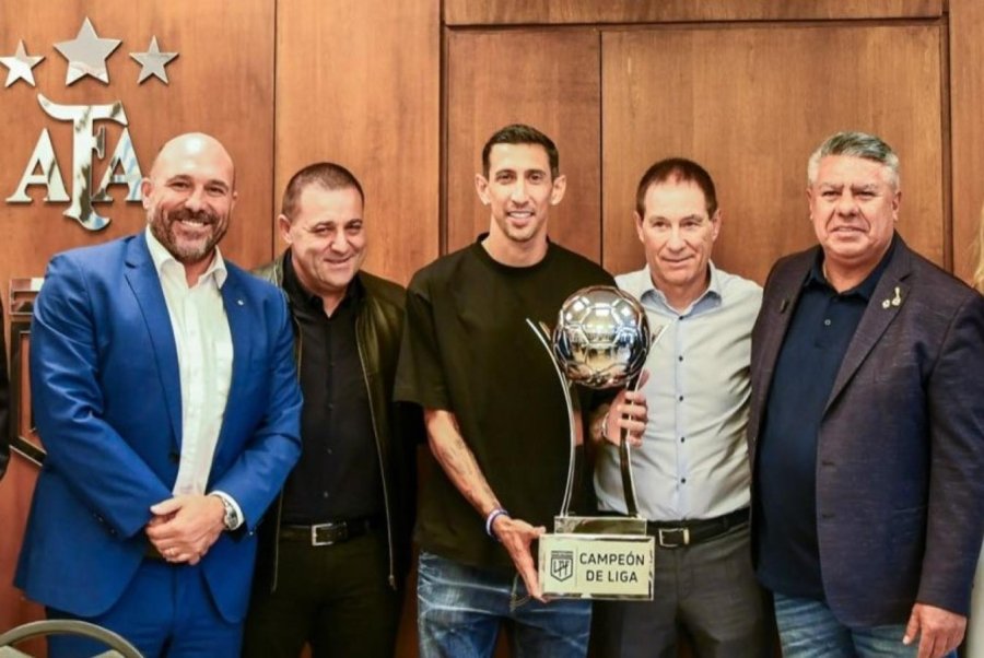 Rosario Central sumó una estrella por terminar primero en la tabla anual.