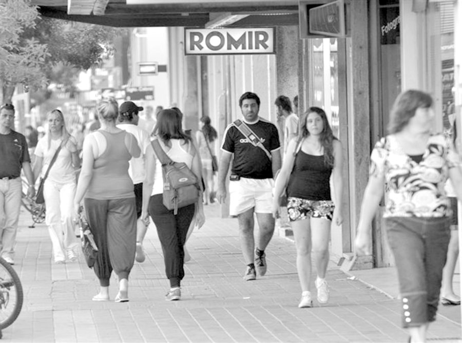 FERIADOS EN RAFAELA. Este viernes, el comercio rafaelino trabajará a puertas abiertas, mientras que el lunes la gran mayoría estarán cerradas.